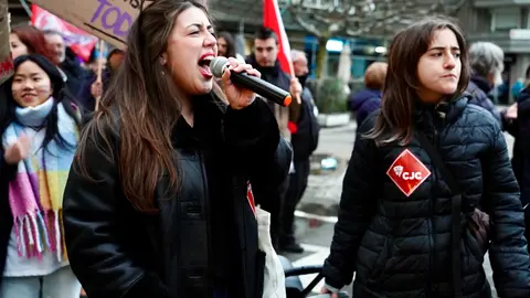 Manifestación convocada por la Comisión 8M de León en la que participa la vicesecretaria general del PSOE de Castilla y León, Nuria Rubio, y la secretaria de Igualdad del PSOE de Castilla y León, Lorena del Valle entre otras autoridades. Foto: Campillo.