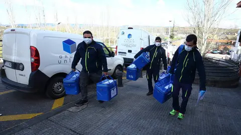 Dos fotógrafos de la agencia Ical, Campillo y César Sánchez, captan con sus cámaras el latido detenido de León y Ponferrada. El confinamiento paraba el tiempo, y las vidas.