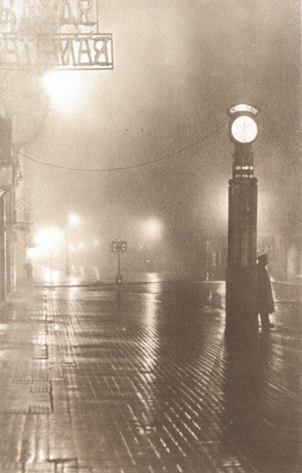 'Noche de niebla' en León.