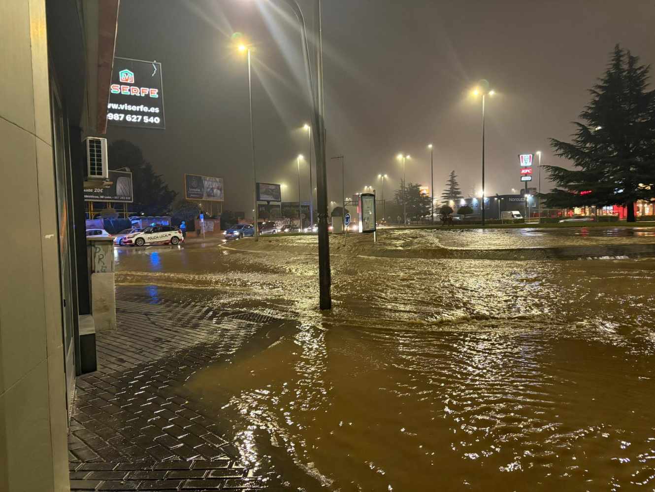 Imagen de la enorme inundación provocada por la fuga de agua.