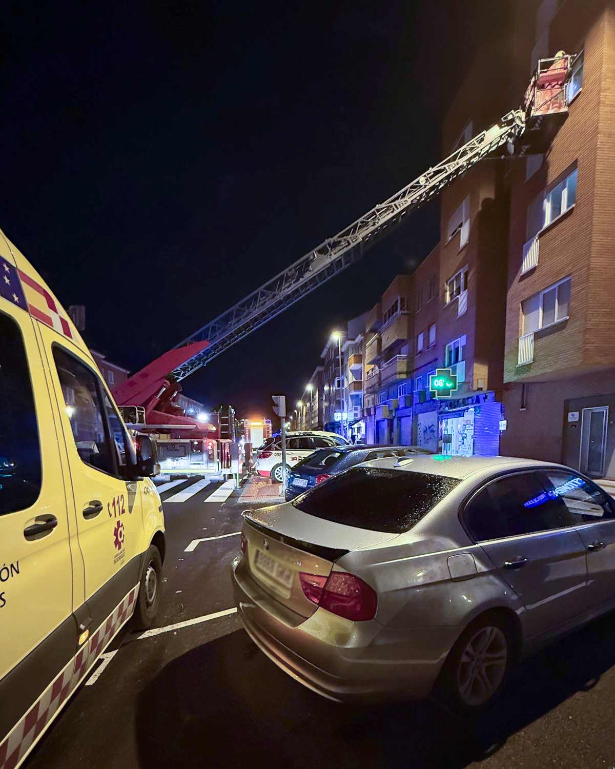 Bomberos León intervienen en un incidente sanitario este domingo. Foto: Bomberos León