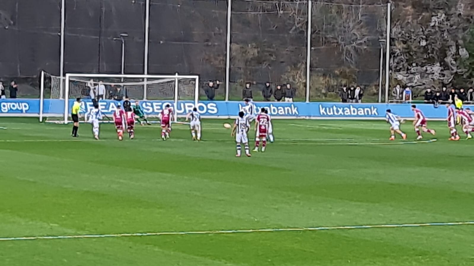 El penalti, incuestionable, acaba en gol.