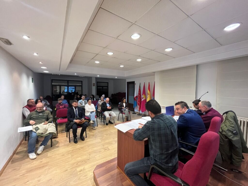 Imagen del Consejo General celebrado en la sede de UPL.