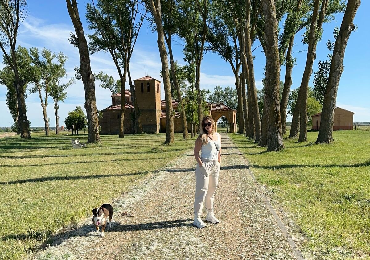 El Santuario de la Virgen de la Vega de Cimanes.